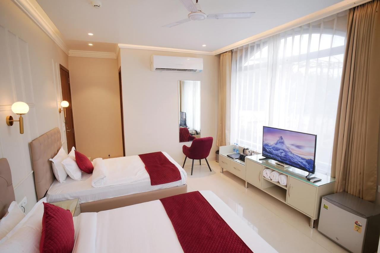 Hotel Green Land Heights Амритсар Экстерьер фото